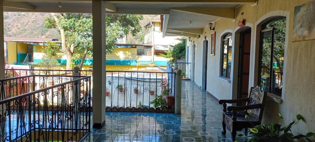 Casa Elefante Dormido Hotel Panajachel Eksteriør billede
